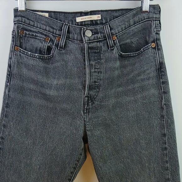 Levi's Women's SIZE 28/26 Premium Denim Wedgie Straight Jeans Gray - Picture 4 of 6